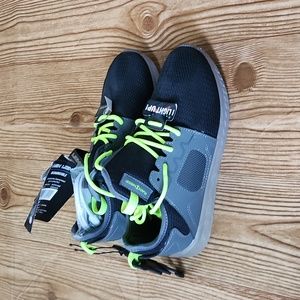 NWT Black/Lime Green Color Changing Lightup Sneakers sz 4